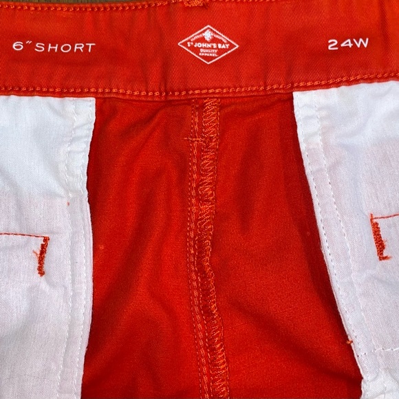 🍒St. John's Bay Vibrant Red Women's Shorts - Picture 6 of 12